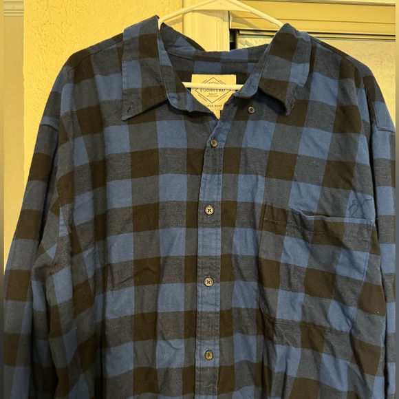 Big and tall checkered button up - Picture 3 of 3